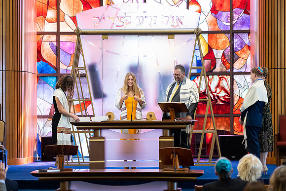 Bat-Mitzvah-Thumbs-Up-Temple-Isaiah-Lafayette